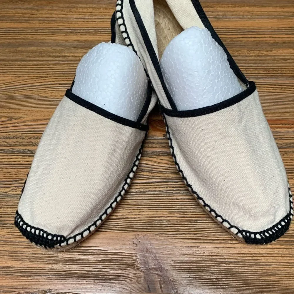 NWOT Toni Pons Cream and Black Espadrilles with Woven Fabric and Rope Soles